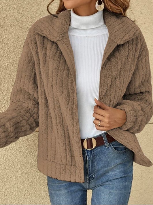 Legere Reißverschlussjacke mit Revers aus warmem Plüschfleece