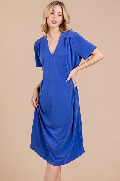 Ces Femme Midi-Kleid mit Seitenschlitz, kurzen Ärmeln und Taschen
