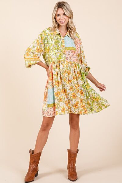 Mittoshop Langärmeliges Hemdkleid mit Blumendetail und Knopfleiste
