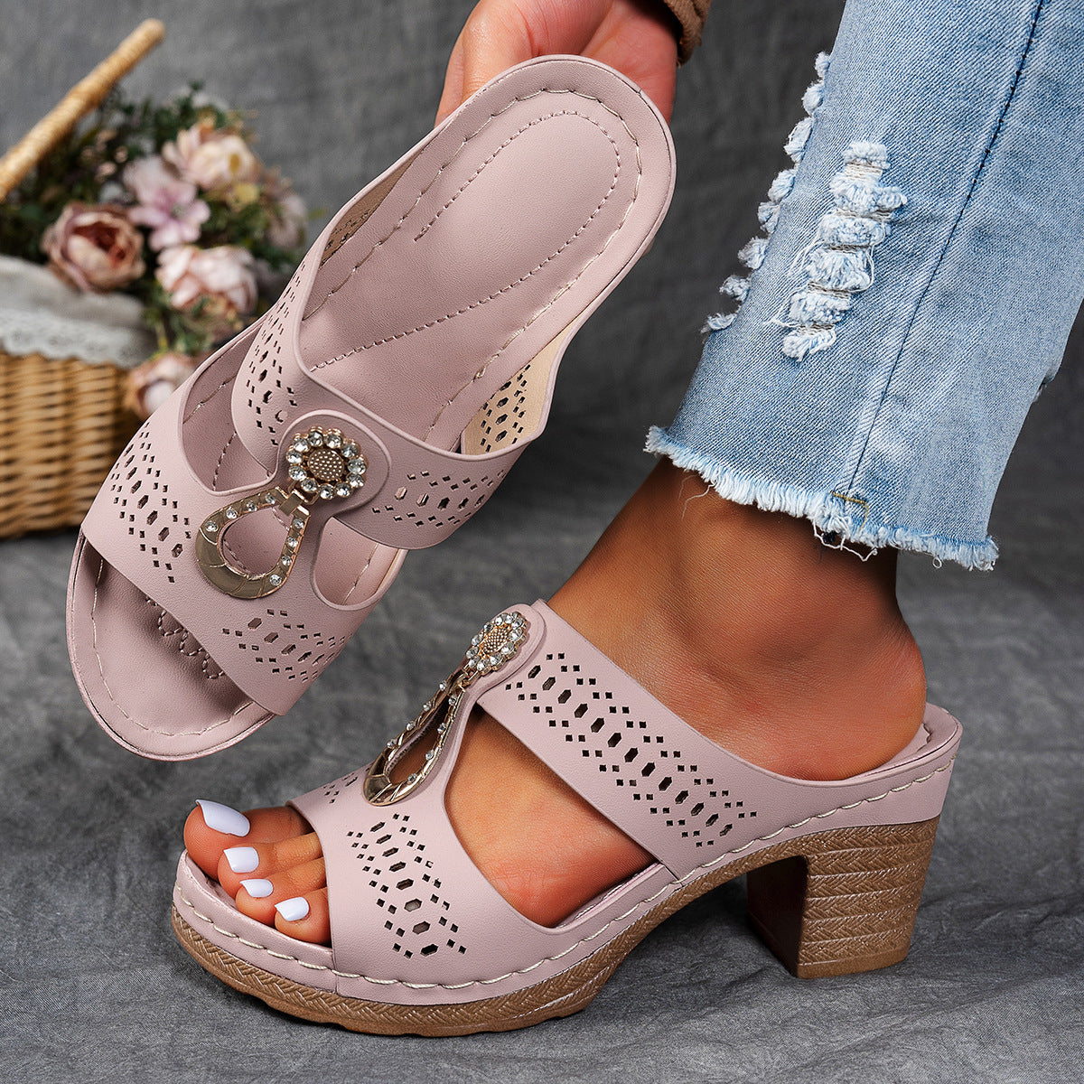 Sandales à talons orthopédiques avec strass