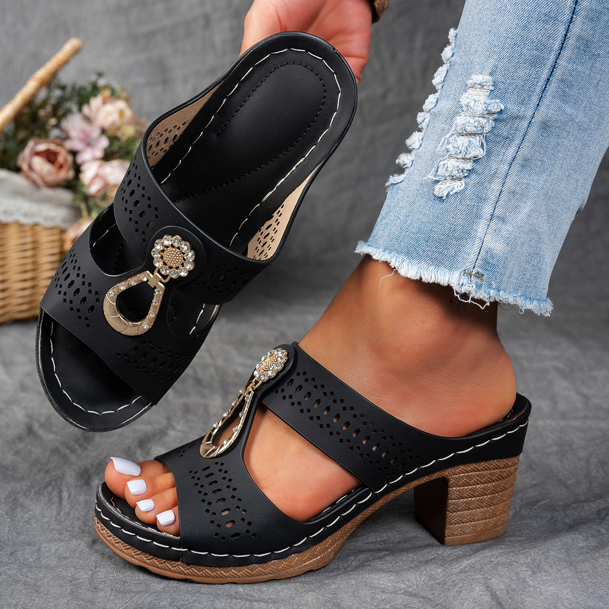 Sandales à talons orthopédiques avec strass