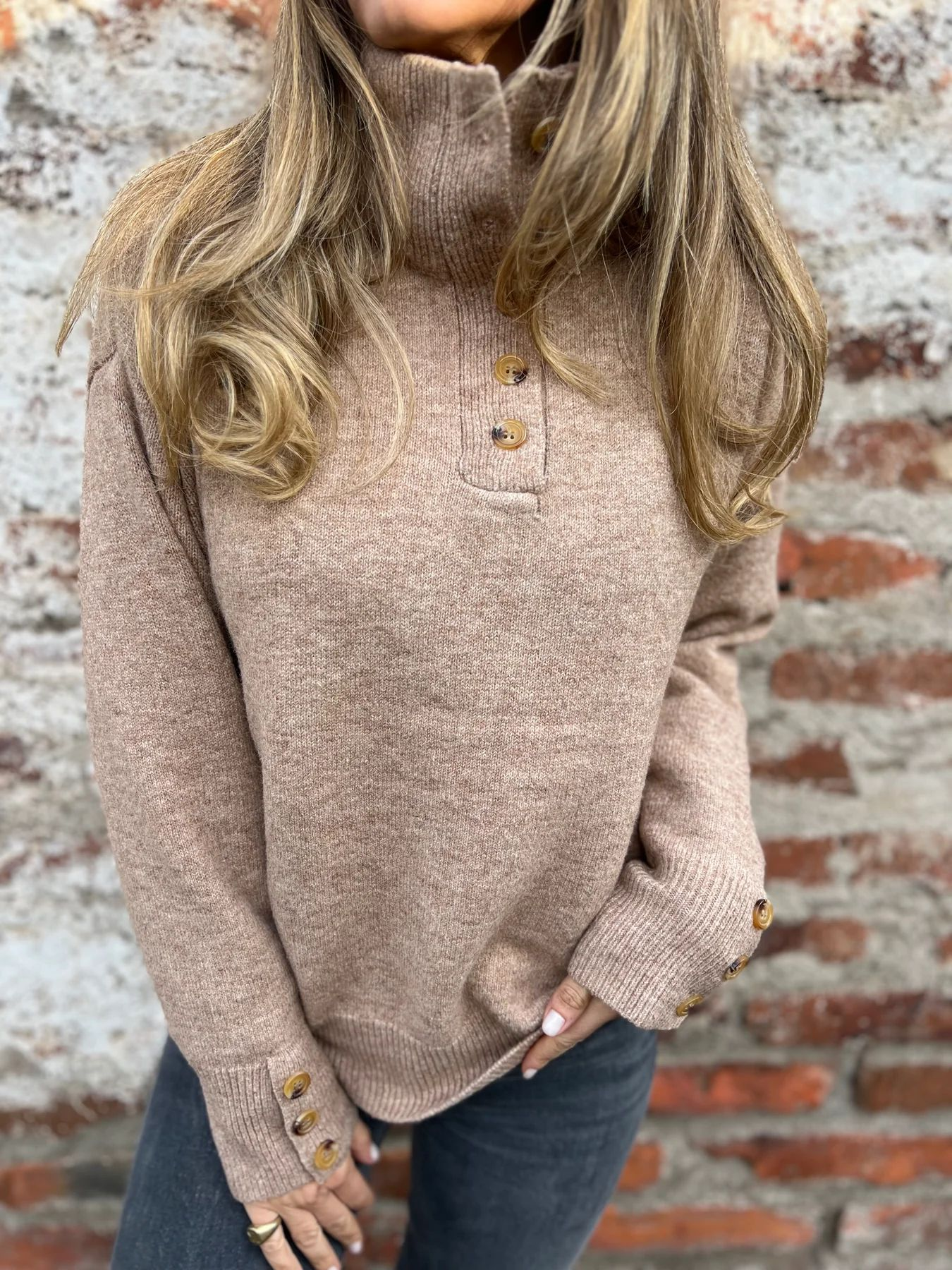 SOLDES D'HIVER 2025 🔥 Sweat-shirt femme col montant à boutons fantaisie